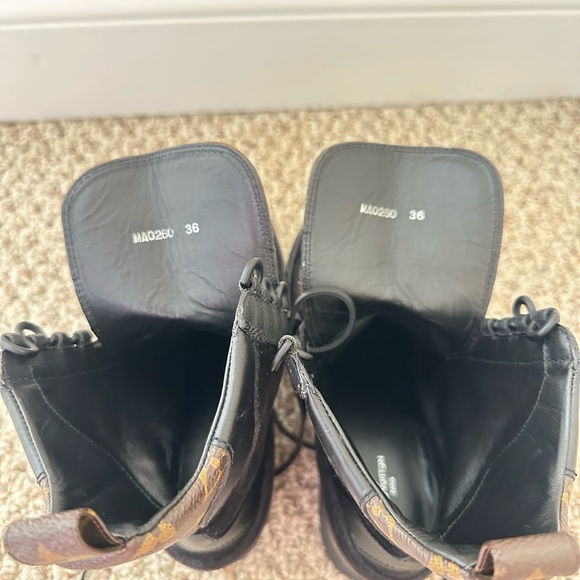 Louis Vuitton Black and Brown Lace Up Boots - Picture 7 of 8